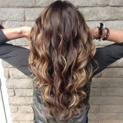 Mechas rubias 6 Mechas rubias rizos naturales